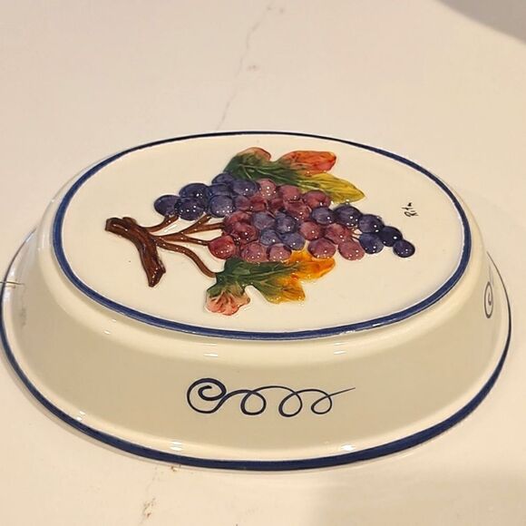 Bassano Hand Painted Grapes Italian Mold Wall Hanging Vintage - Picture 4 of 9